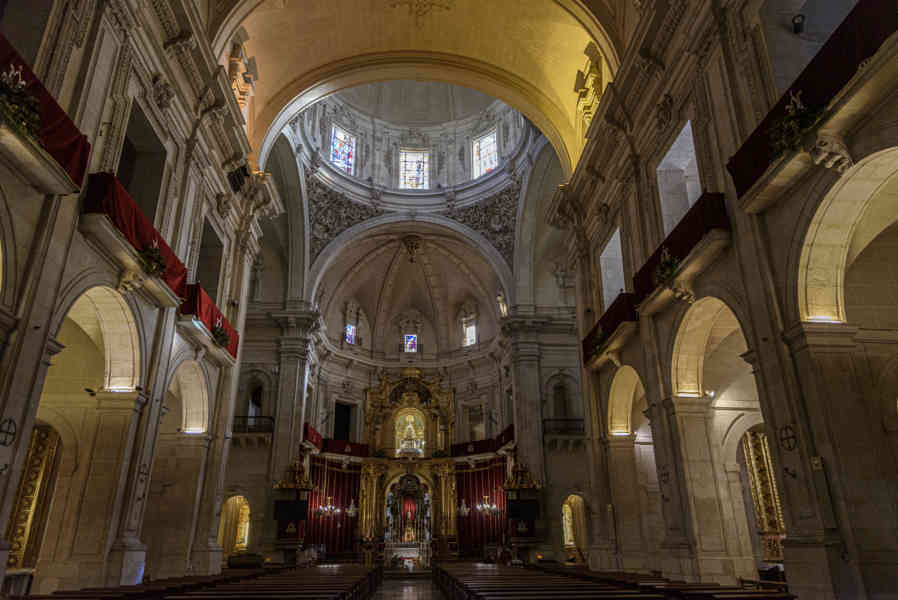 Alicante - Elche 12 - basílica de Santa María.jpg